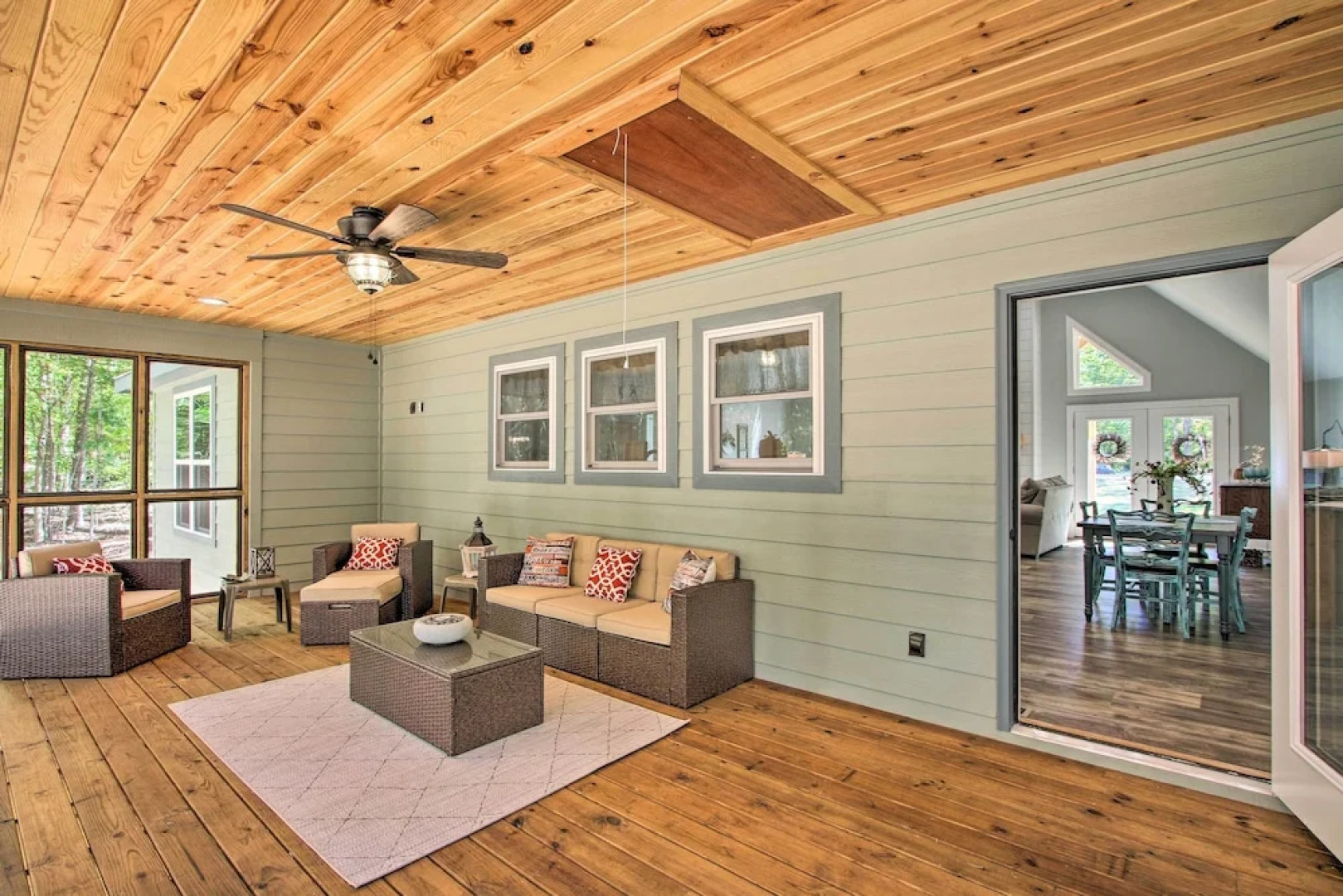 2 Mi to Golf Course + Fire Pit: Cozy Counce Cabin!