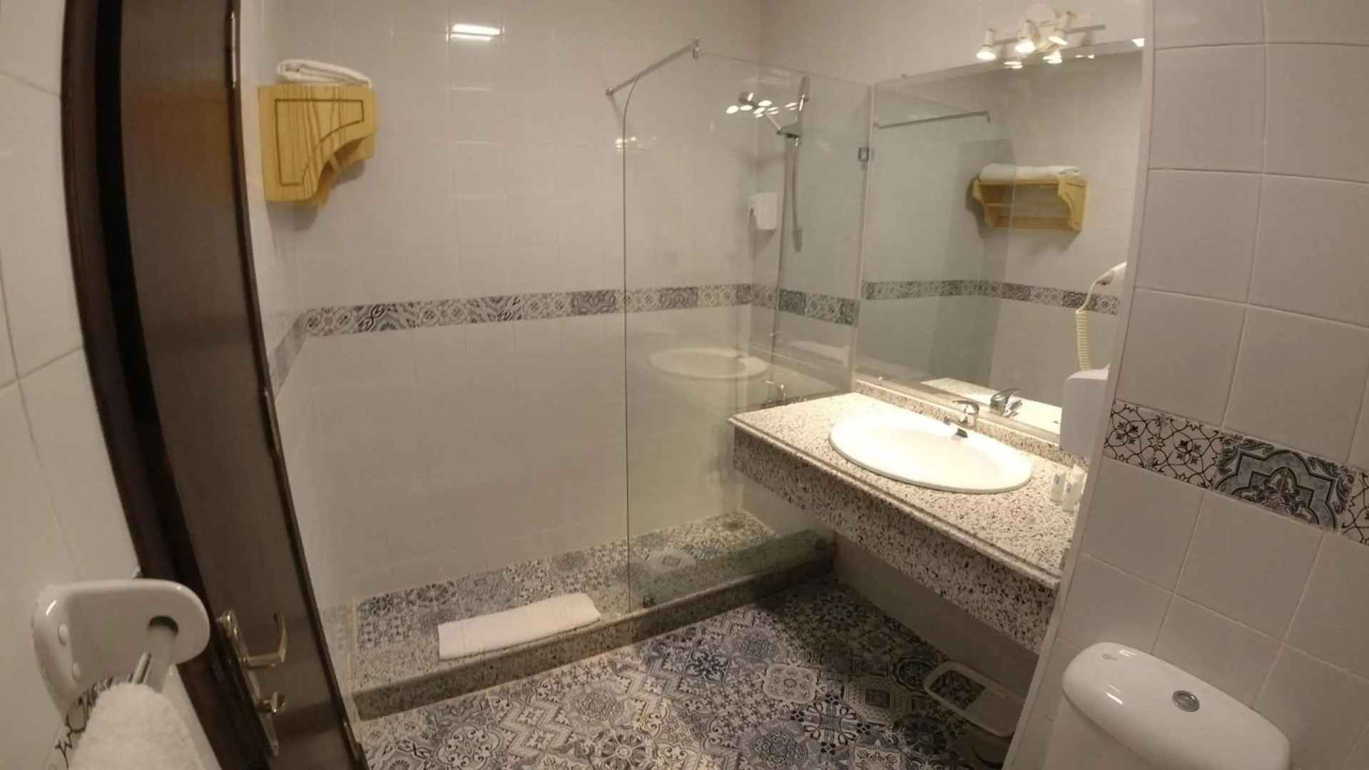 Отель Wadi Lahmy Azur Resort