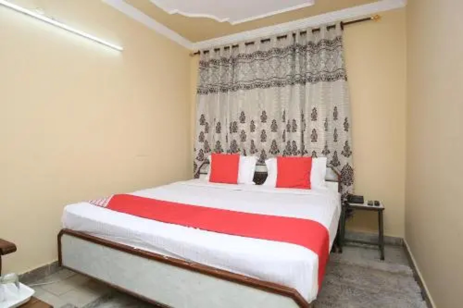 OYO 22972 Hotel Vikrant