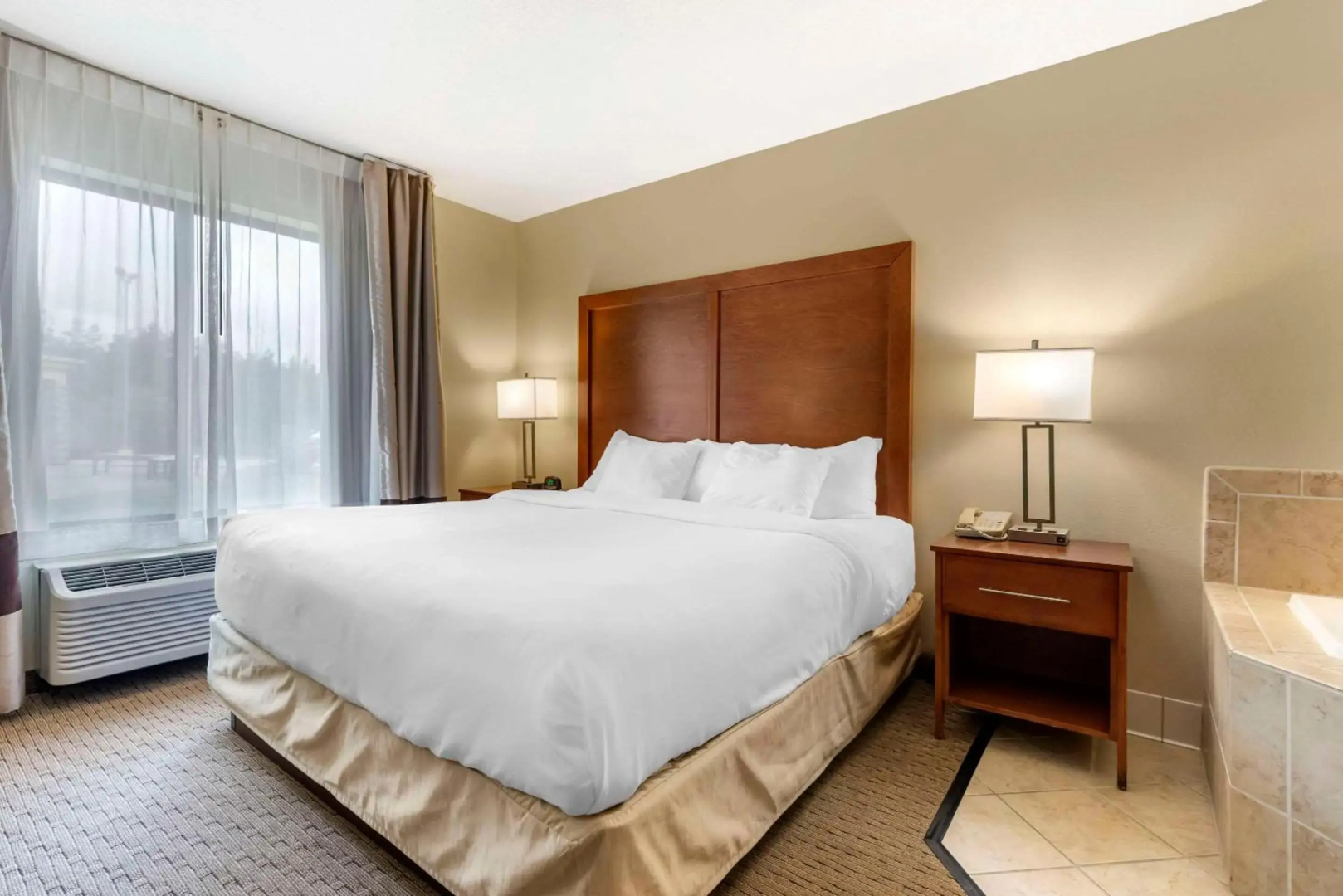 Comfort Inn & Suites