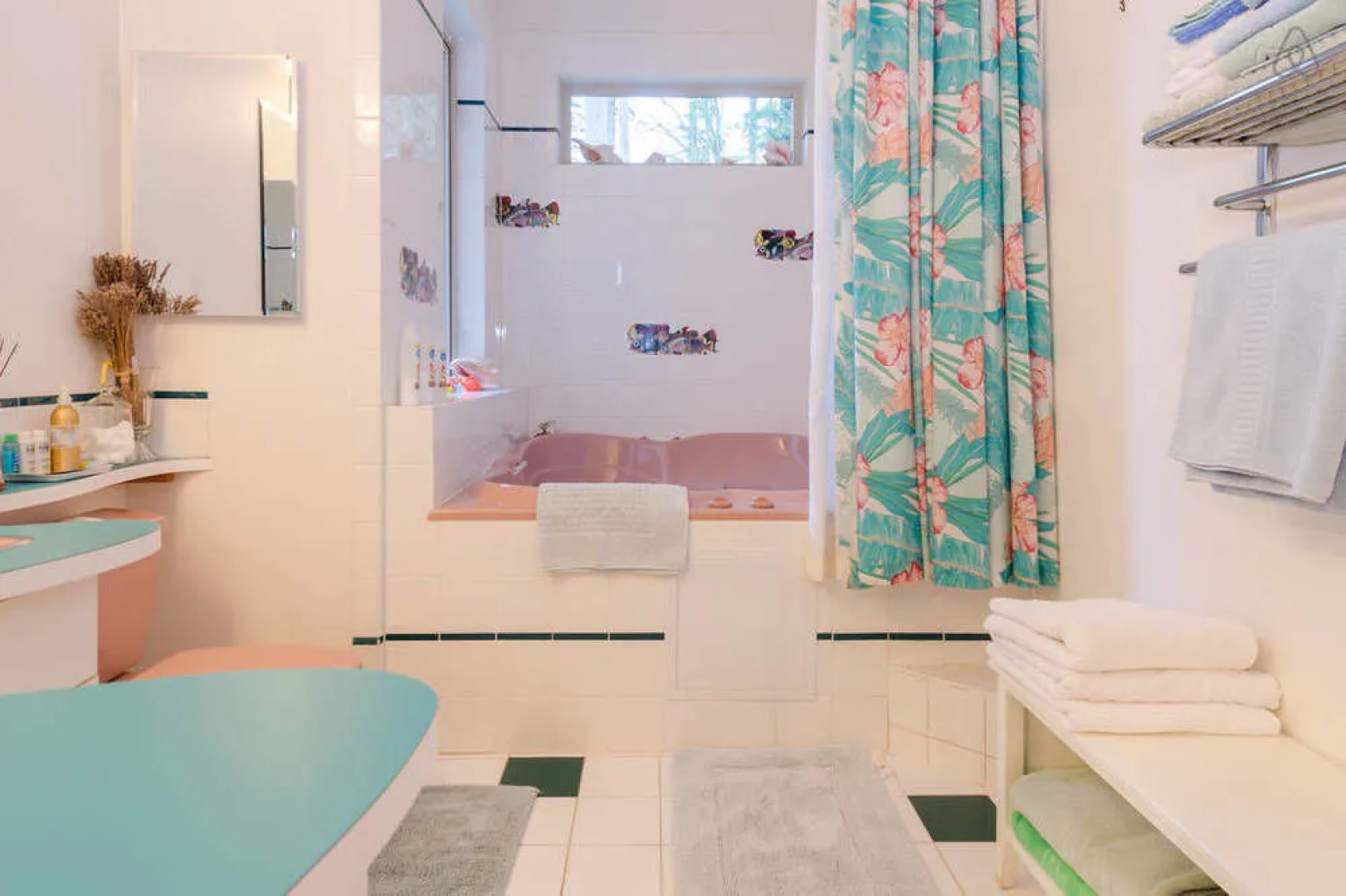 Auberge de Seattle, French Country Inn