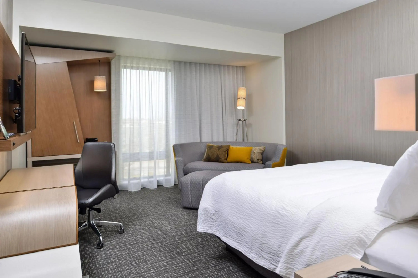 Courtyard by Marriott Kansas City Olathe
