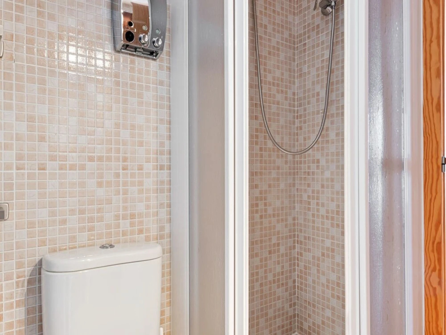 Graceful Apartment in Gudar With Heating