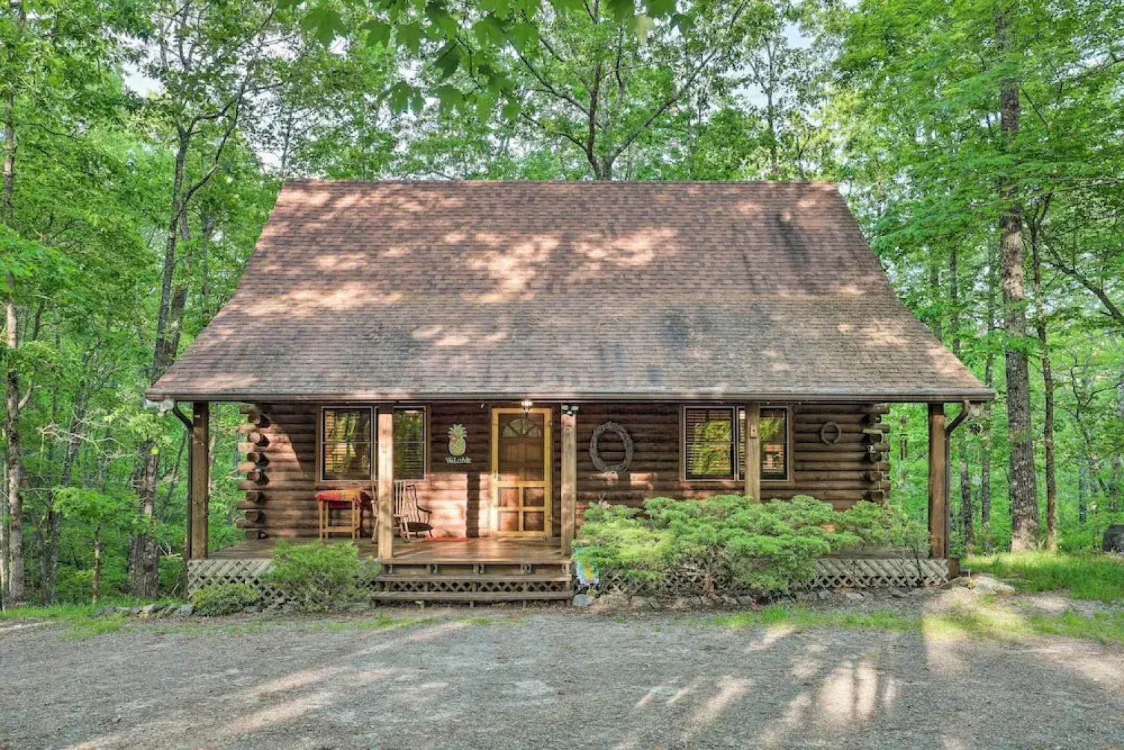Serene Brevard Cabin ~ 7 Miles to State Forest!