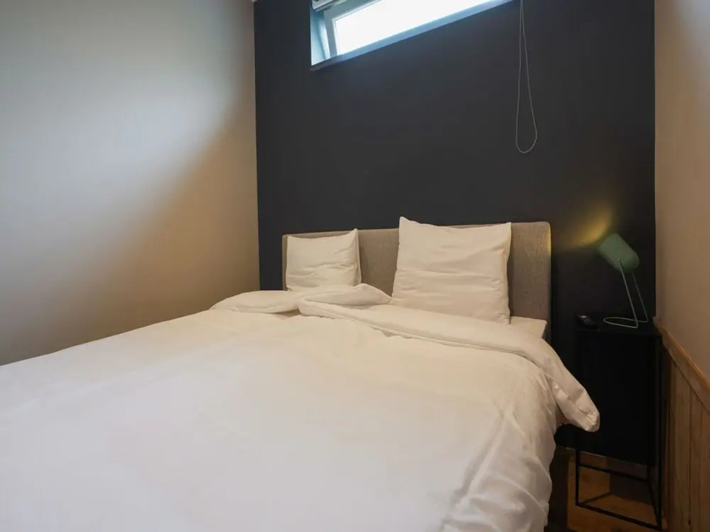 Scenic Escape With Garden