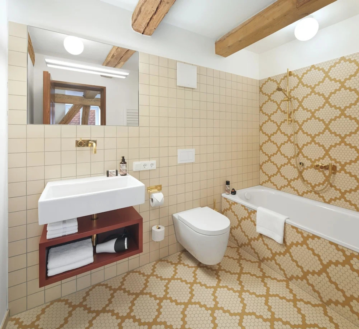 Engelwirt Hotel & Apartments