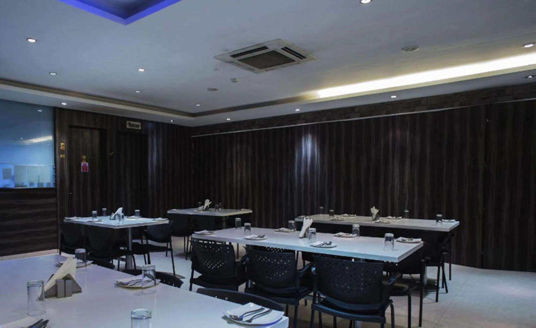 GenX Agra By 1589 Hotels