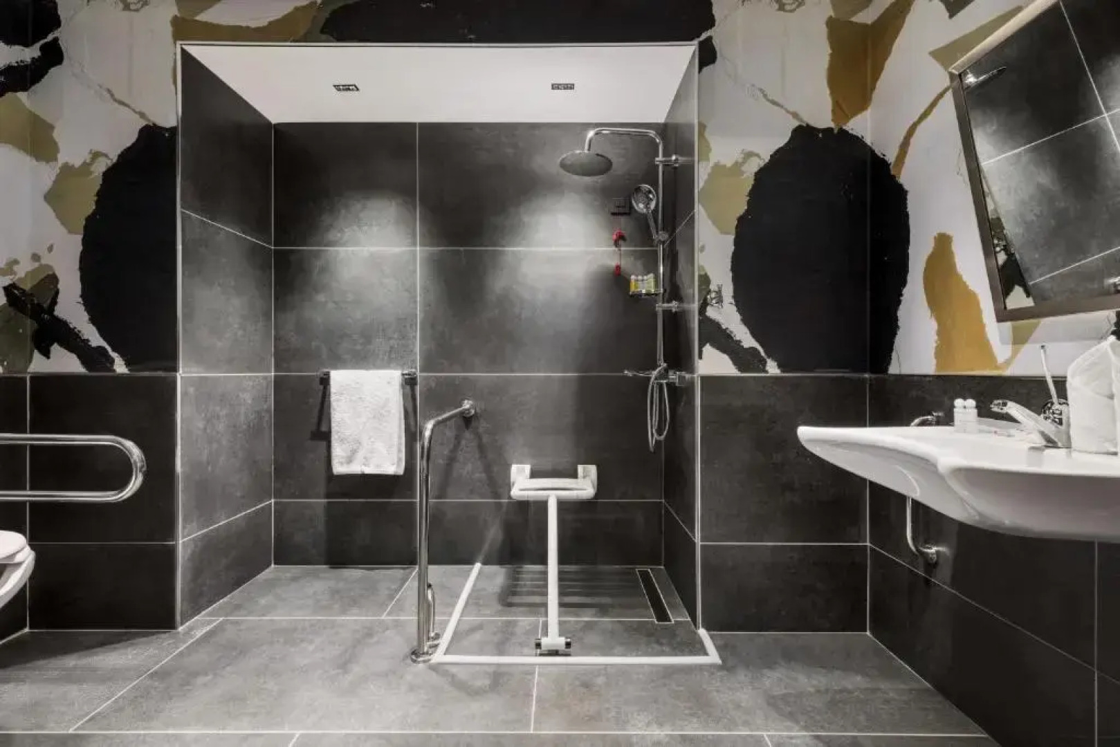 Бухара Палас