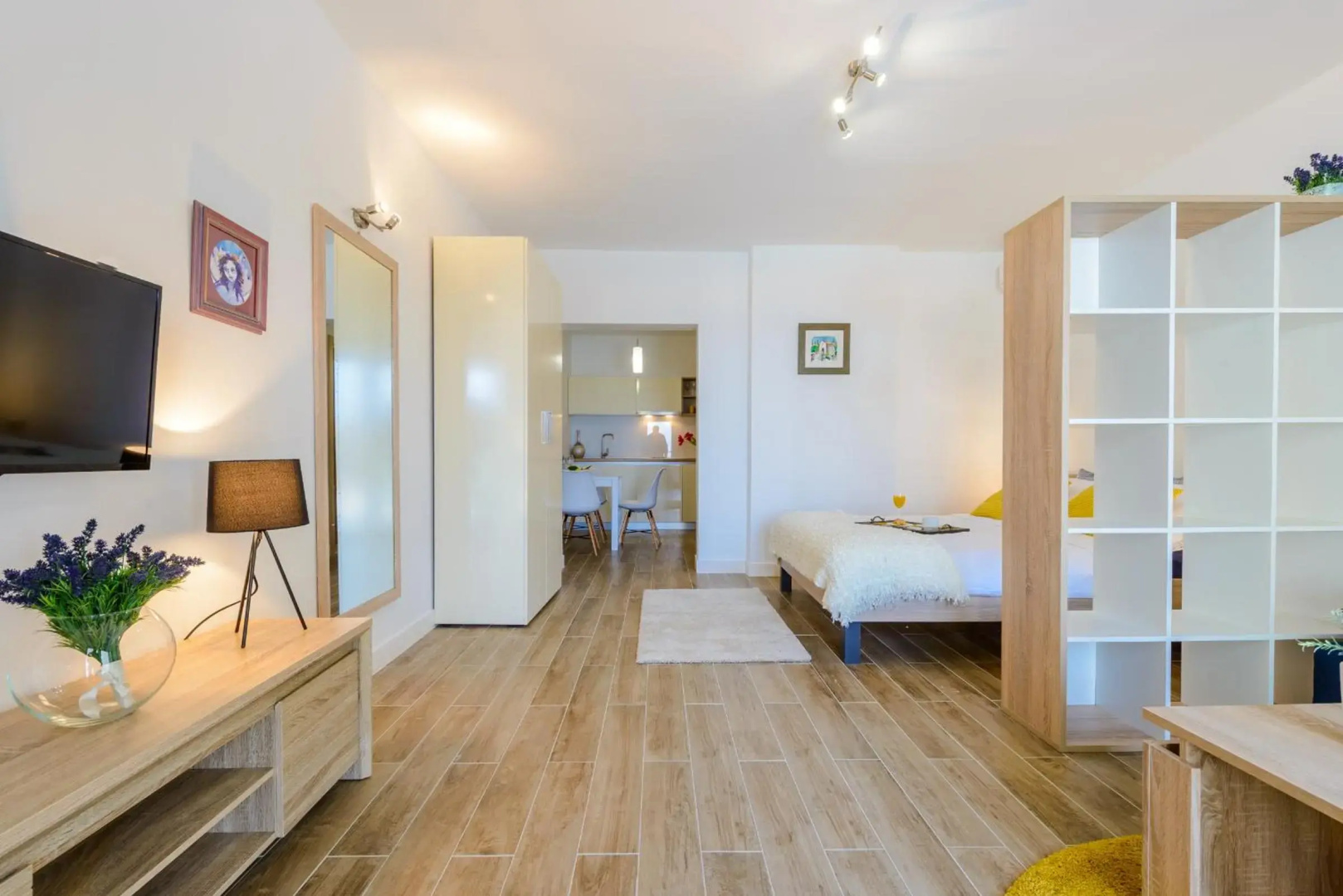 Tandem Apartments with Swimming pool