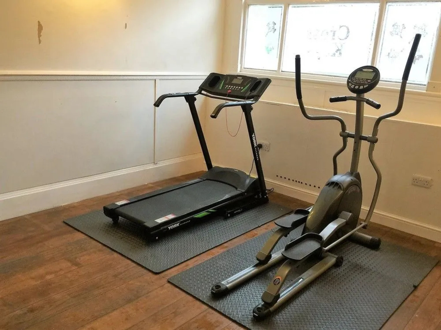 Solar Strand Express Hotel