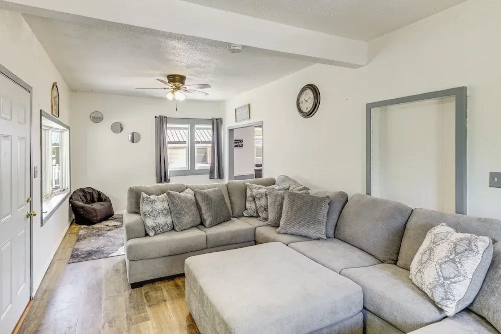 Quaint Family Retreat in Fairbury!