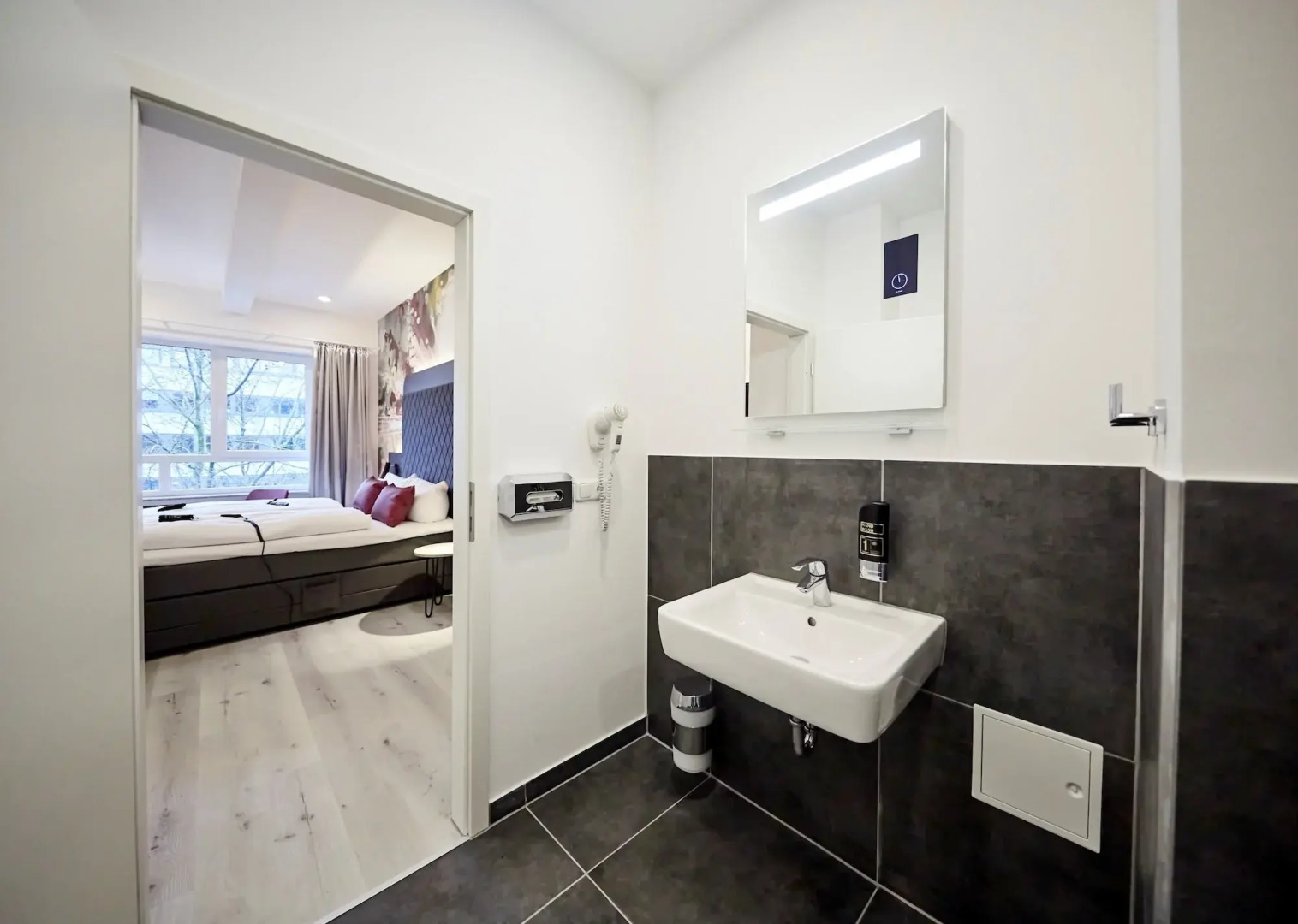 SMARTY Cologne Dom Hotel - Boardinghouse