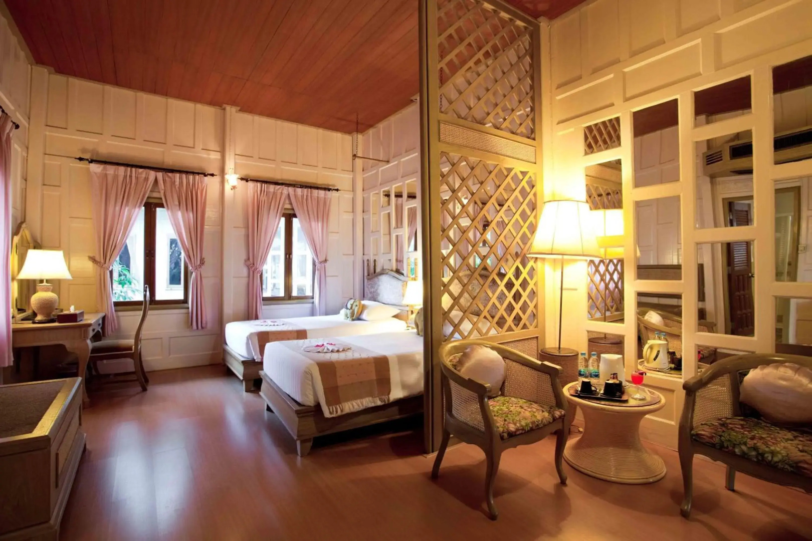 The Cha-am Methavalai Hotel