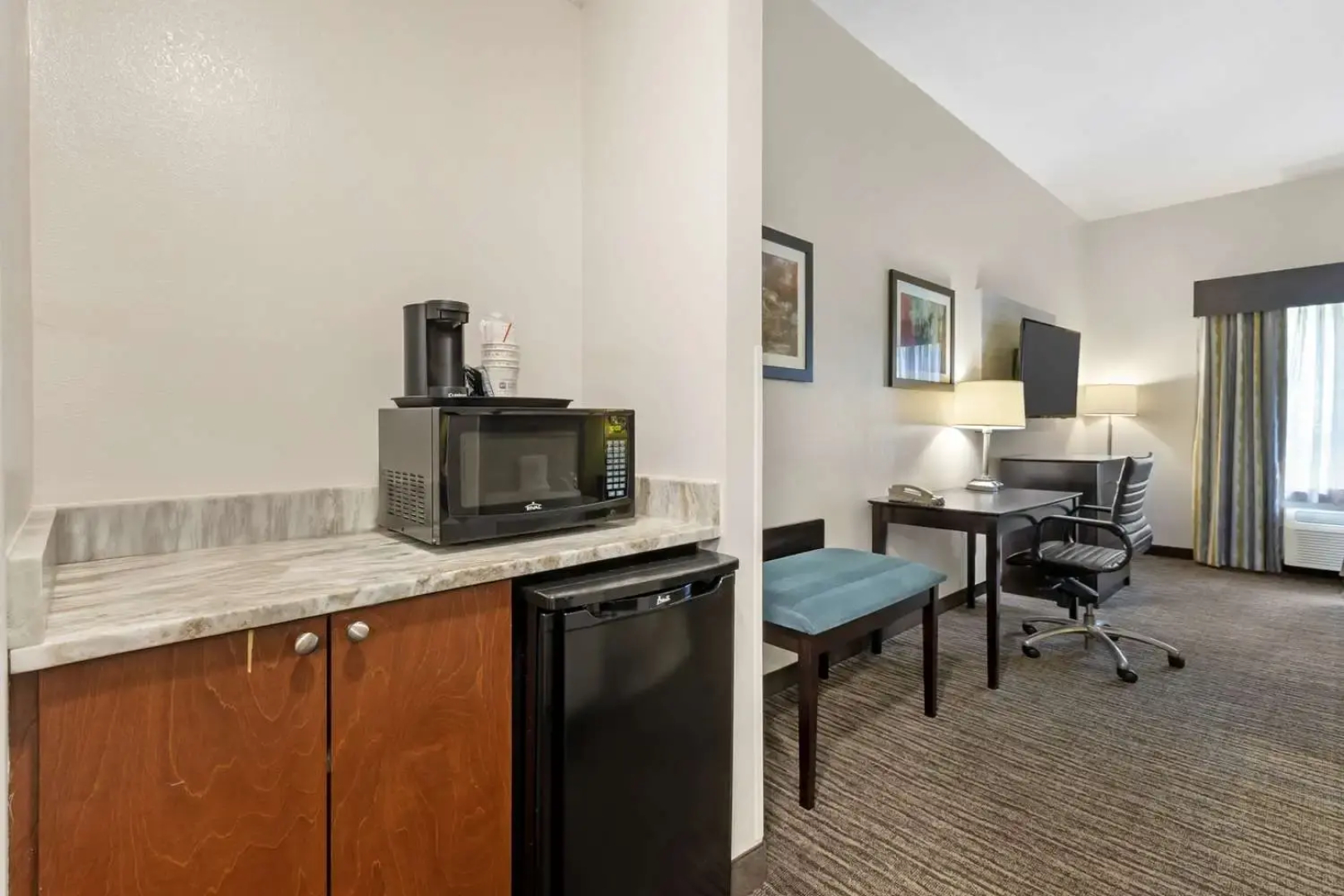 Best Western Magnolia Inn And Suites