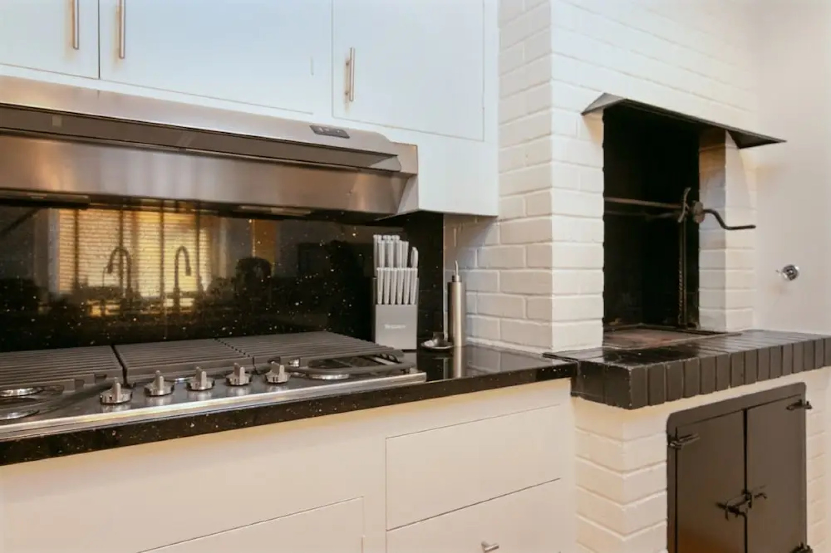 New Listing! Palatial Beachfront W/ Casita 6 Bedroom Home