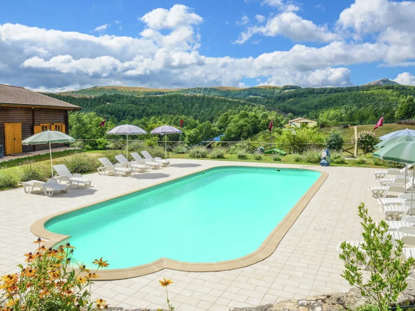 Exquisite Farmhouse in Pupaggi With Swimming Pool