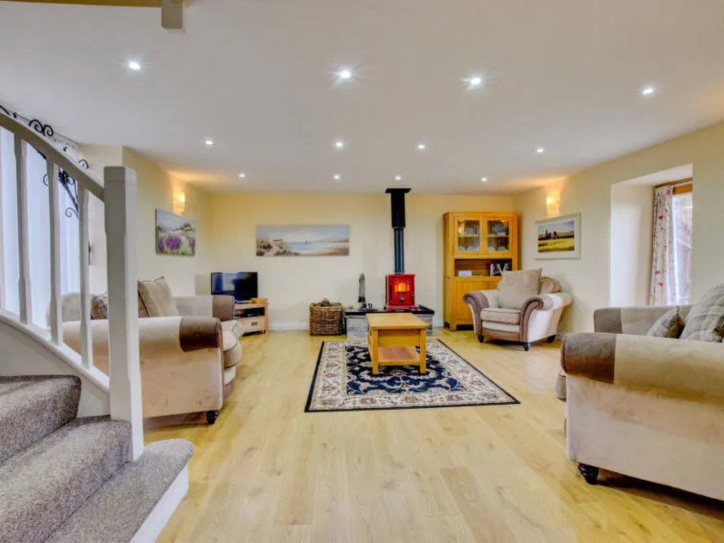 Holiday Home Bwthyn yr Onwydden