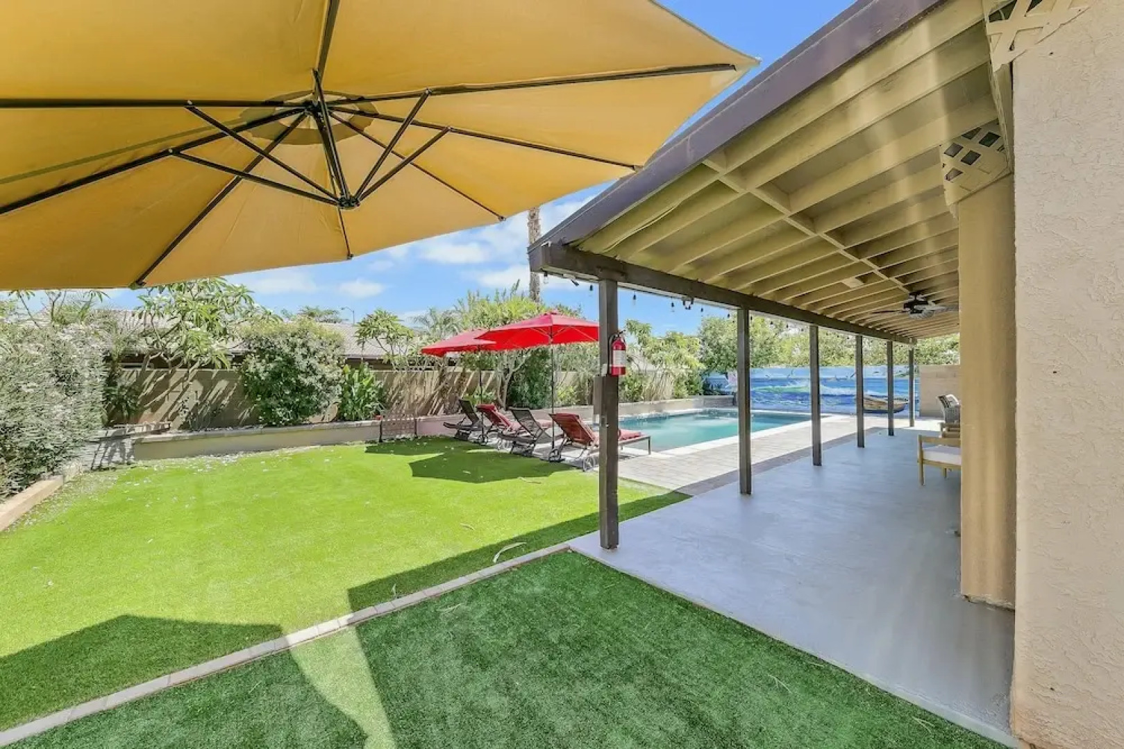 Desert Oasis Retreat Palm Meadows Gem 3 Bedroom Home