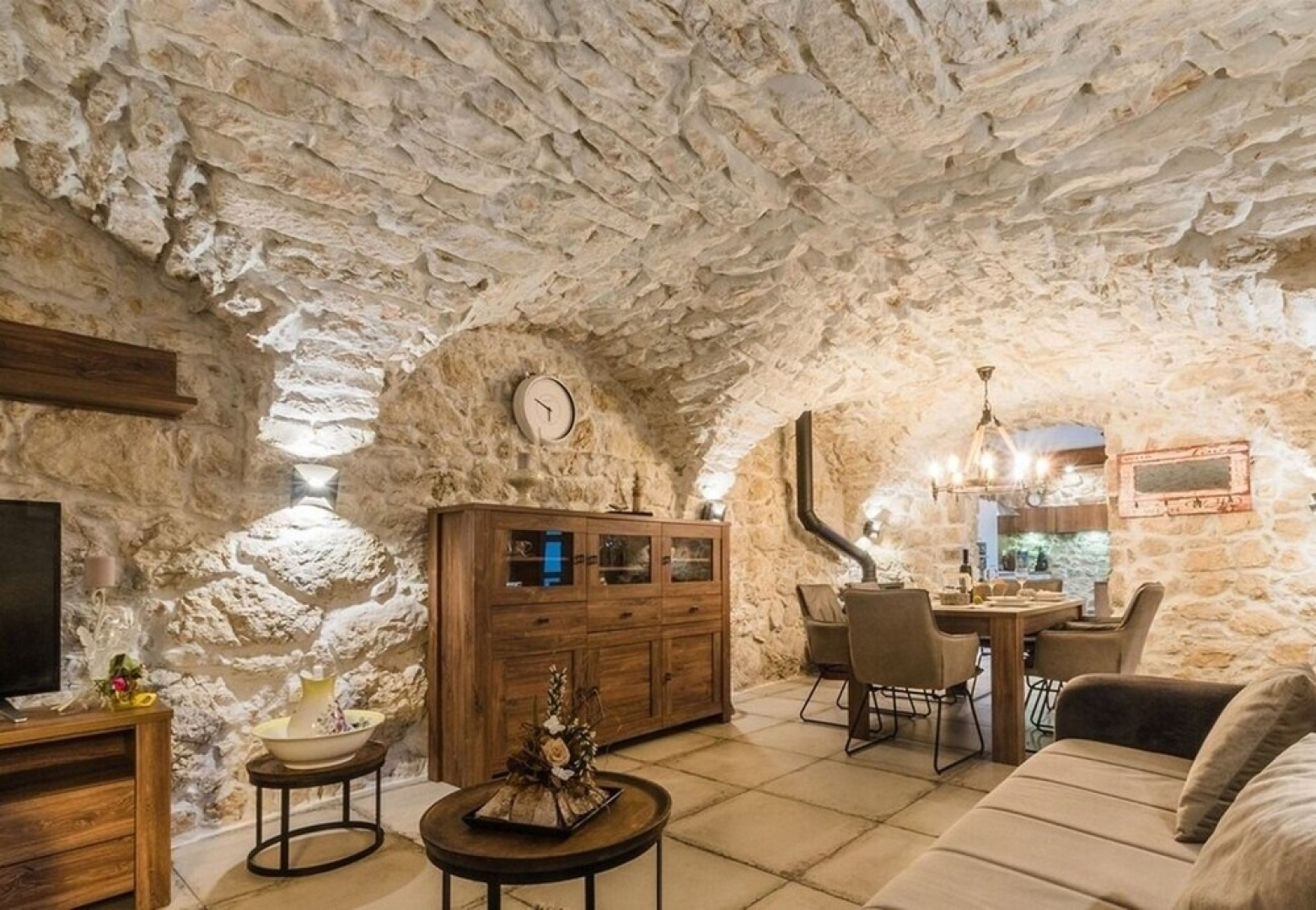 Leonarda - Luxury Stone House - H