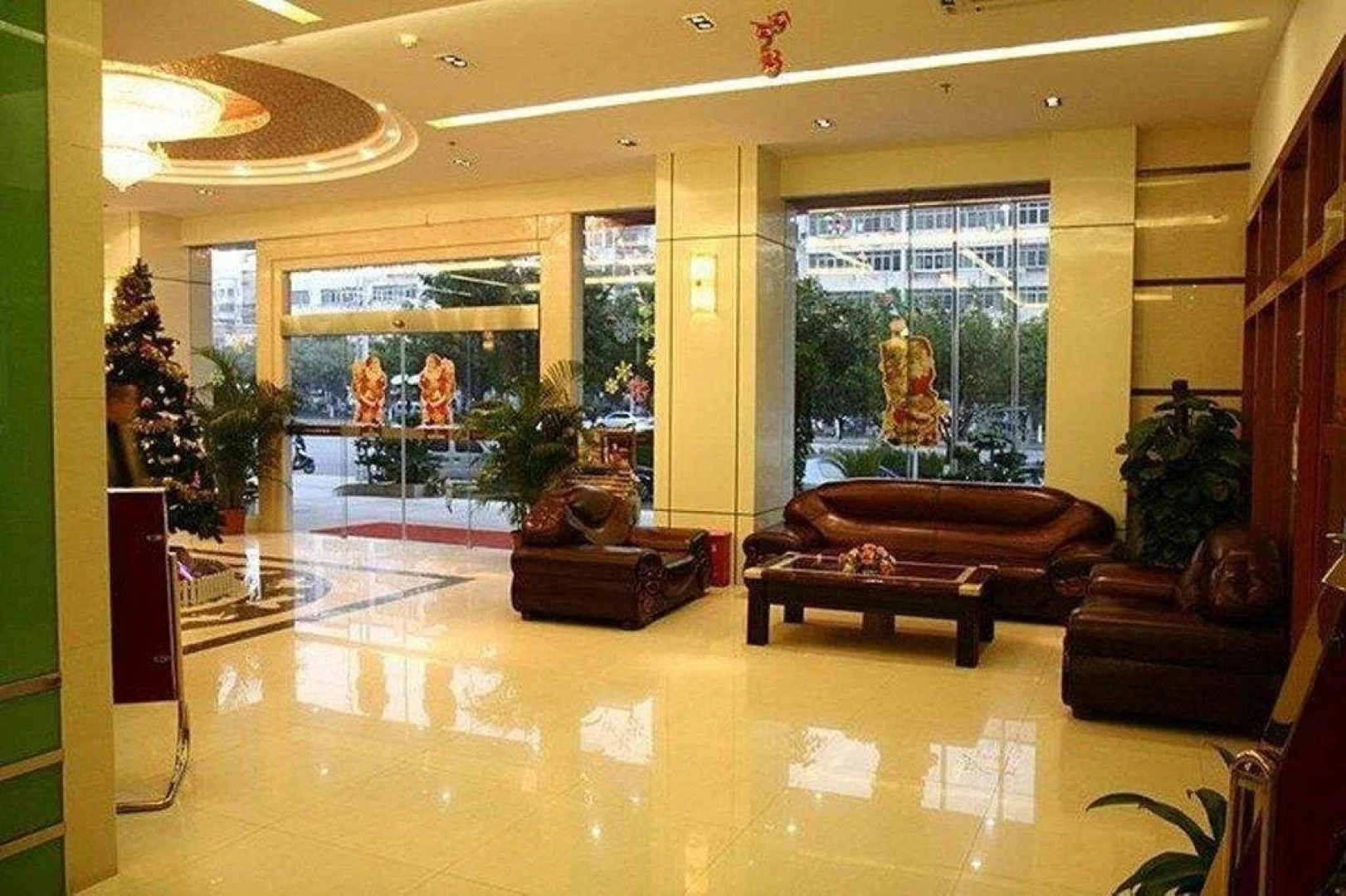 Lavande Hotels Ganzhou Golden Plaza