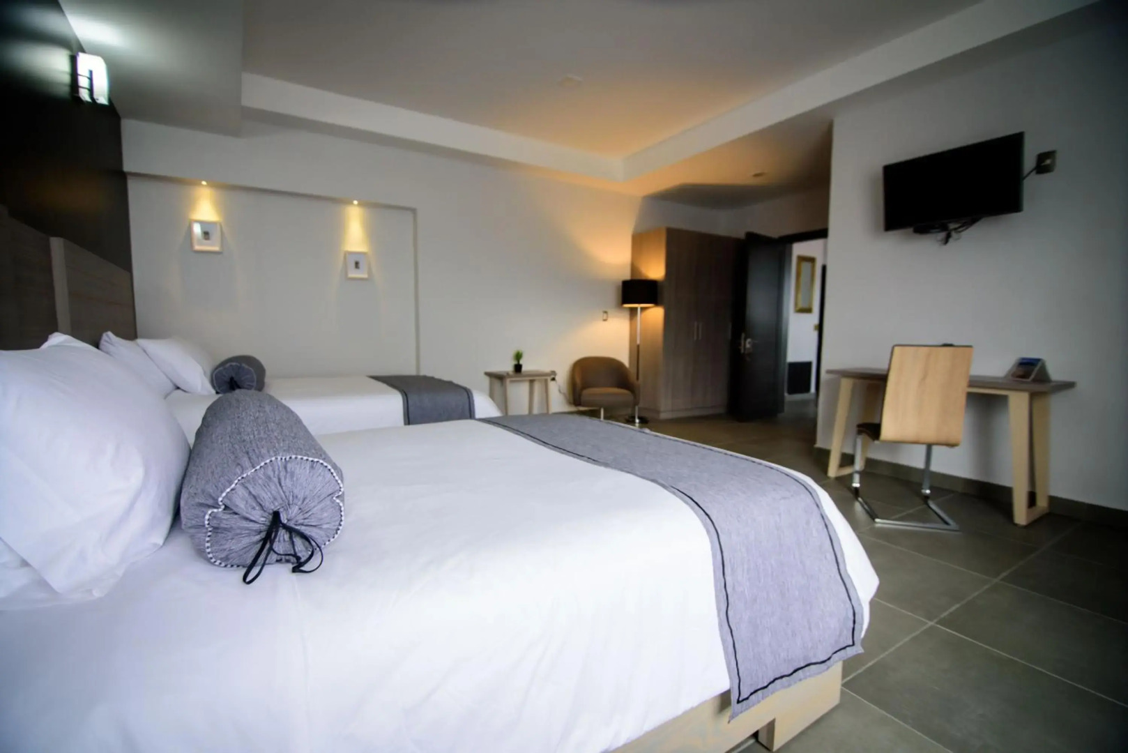 Maria Ines Hotel Suite