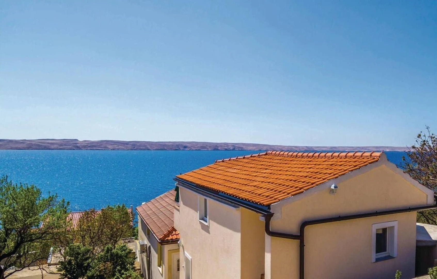 Beautiful Apartment in Karlobag With Wifi