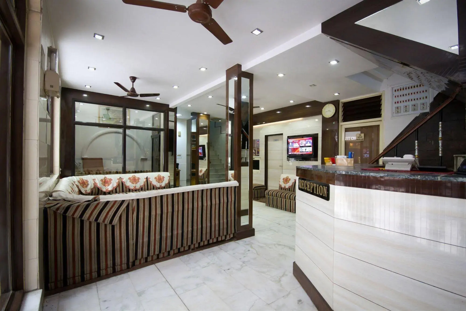 Hotel Woodland Dx