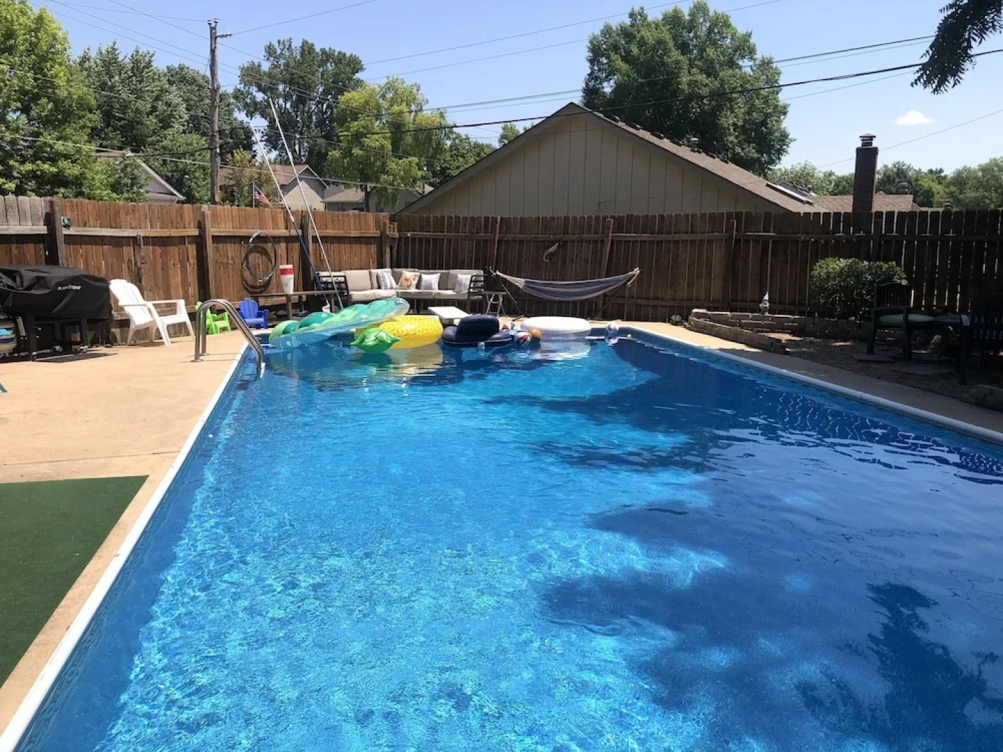 Becky & Marvels 420 Home With A Rentable Room And Wifi