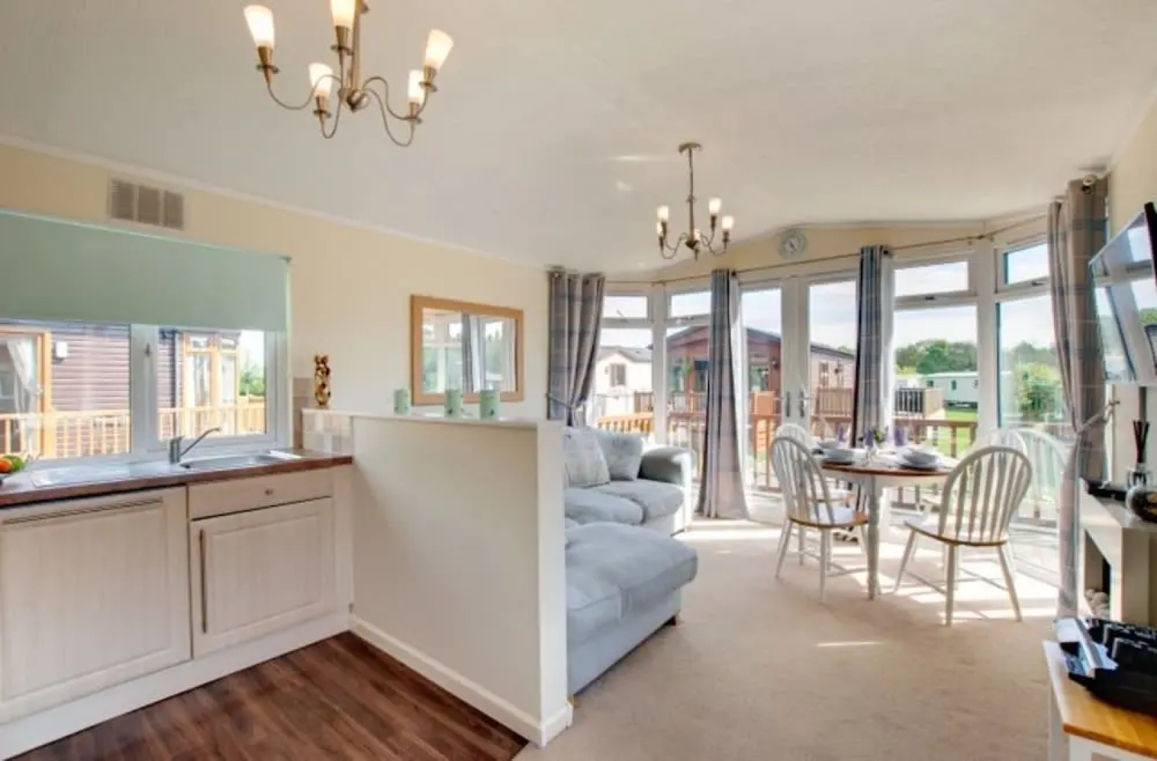 Stunning 3-bed Hot Tub Lodge, Northumberland