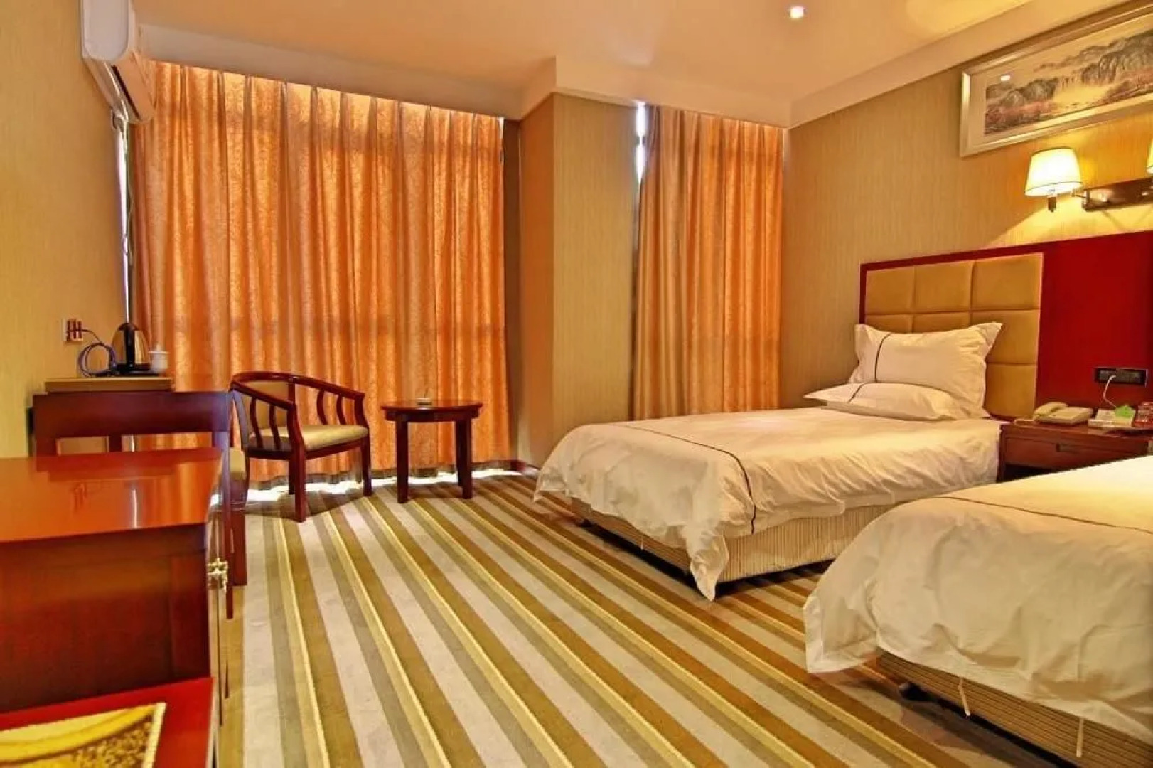 Meijing Business Hotel