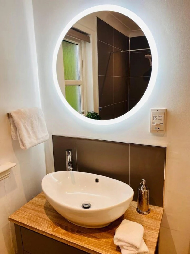 Cosy 2-bed Cottage With Stunning Hill & Loch Views