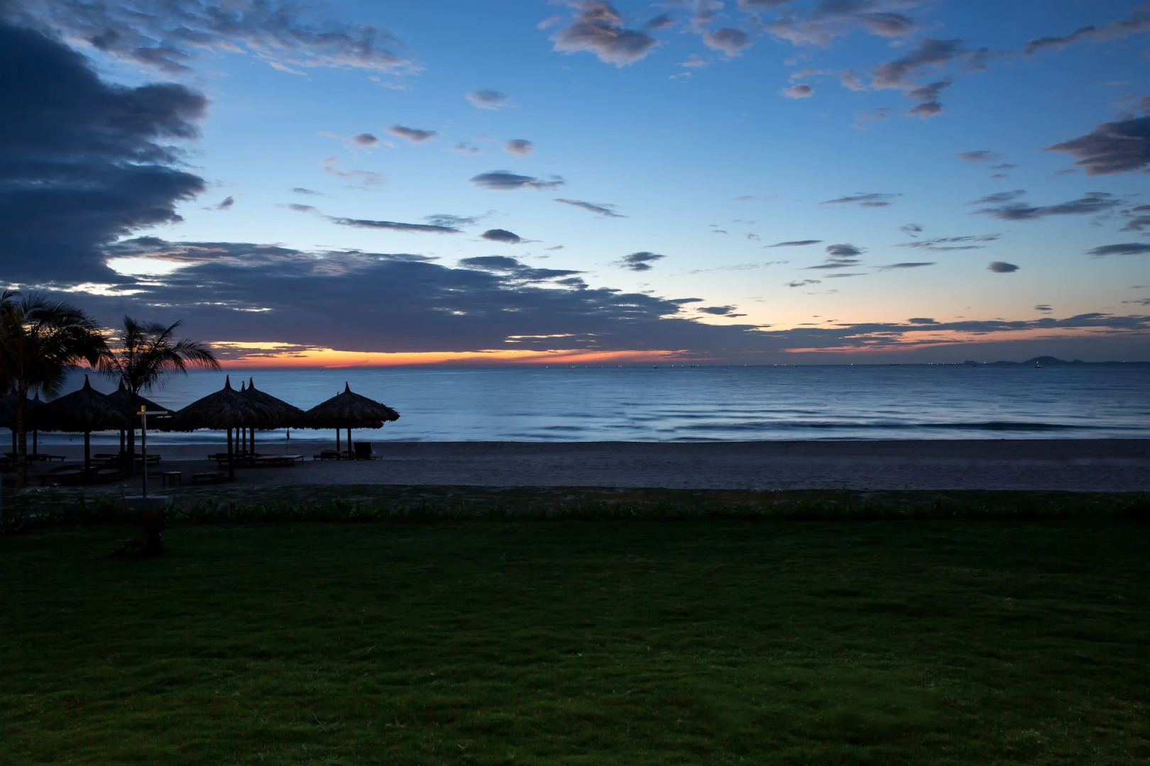 Cam Ranh Riviera Beach Resort & Spa