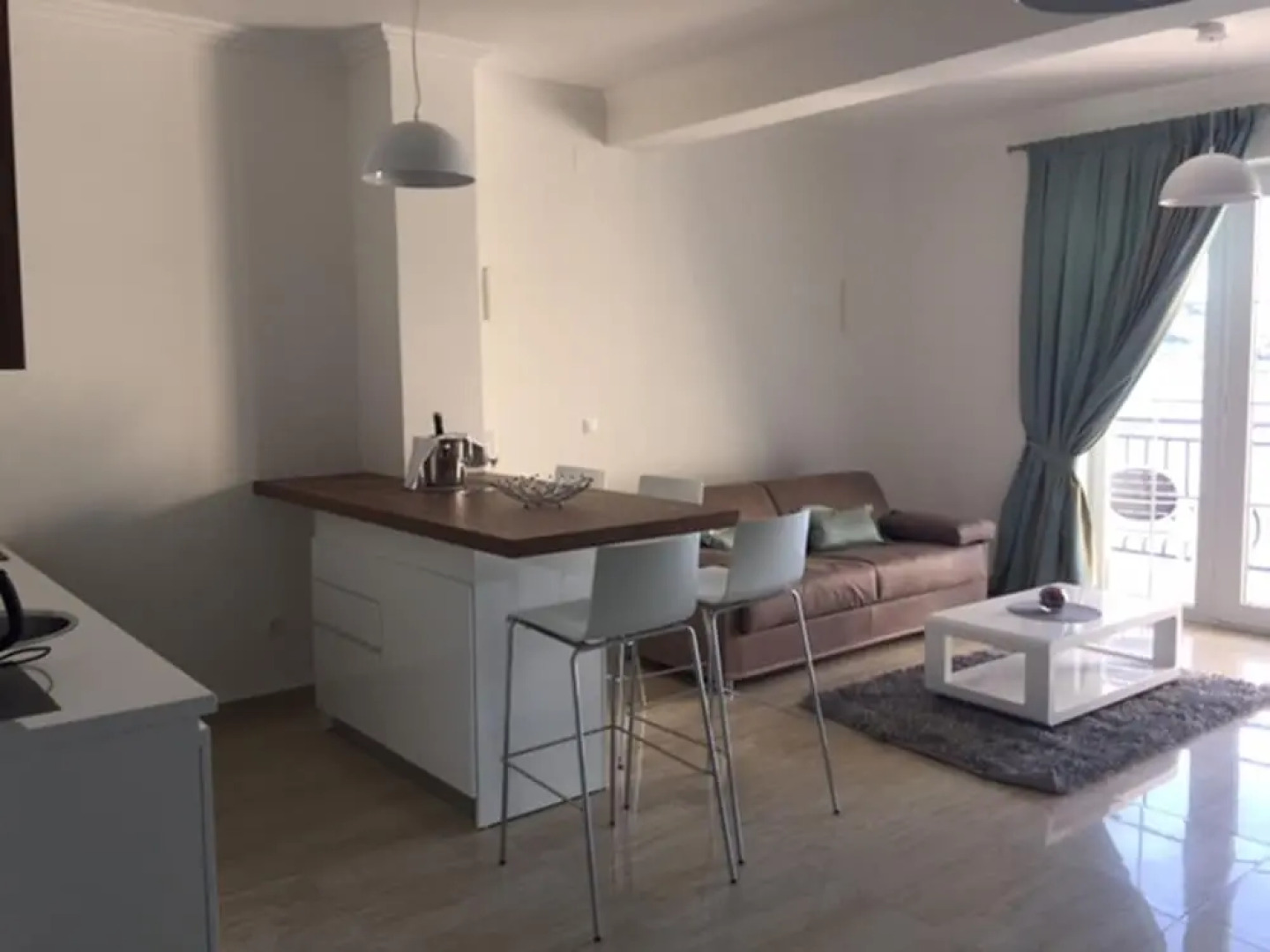 Boutique Pine Tree Resort Luxury Aparments & Restaurant