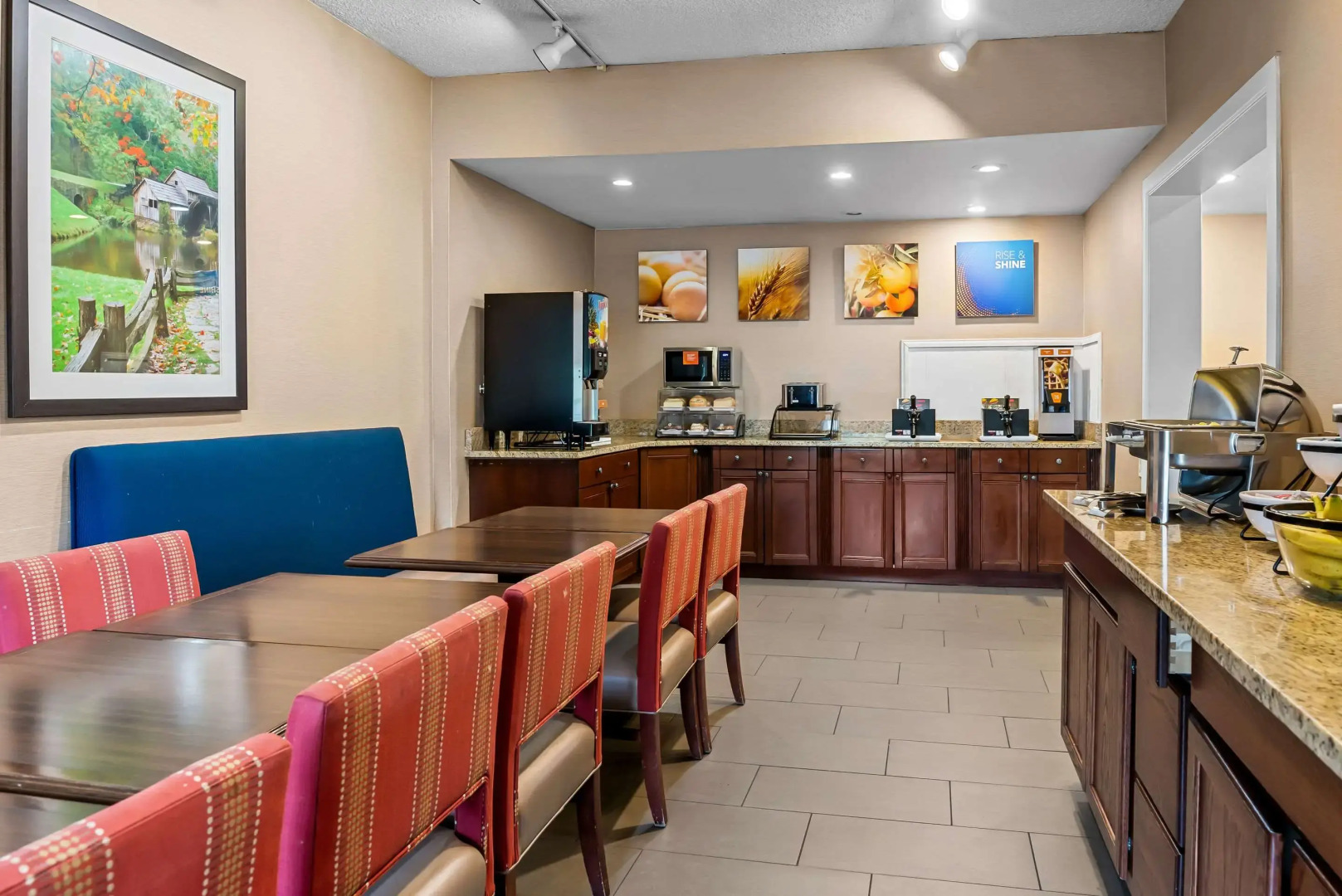 Comfort Inn & Suites Staunton
