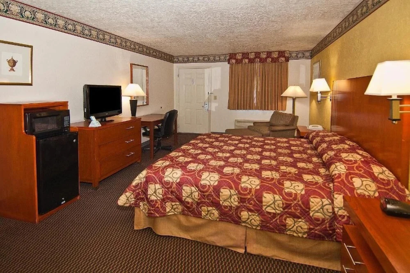 Winnie Inn & Suites