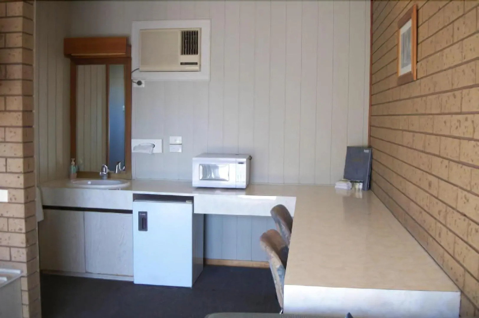 Country Home Motor Inn