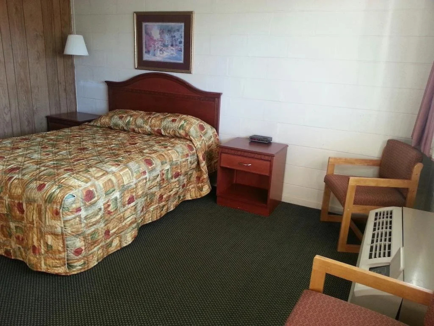 Budget Inn By OYO Natural Bridge I-81