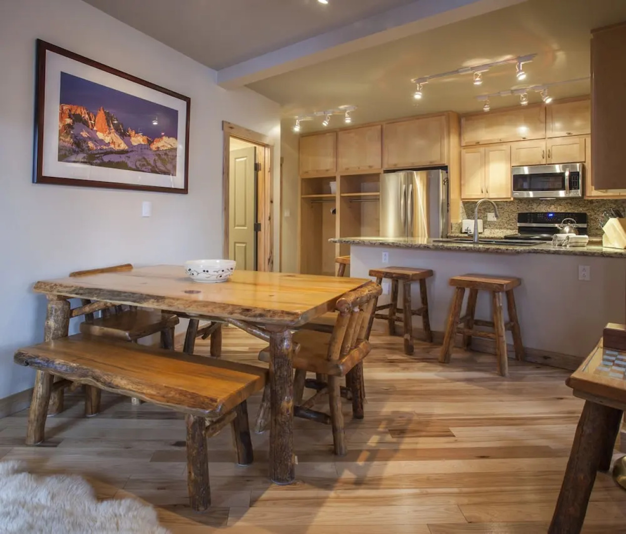 Juniper Springs Lodge by Mammoth Five Star