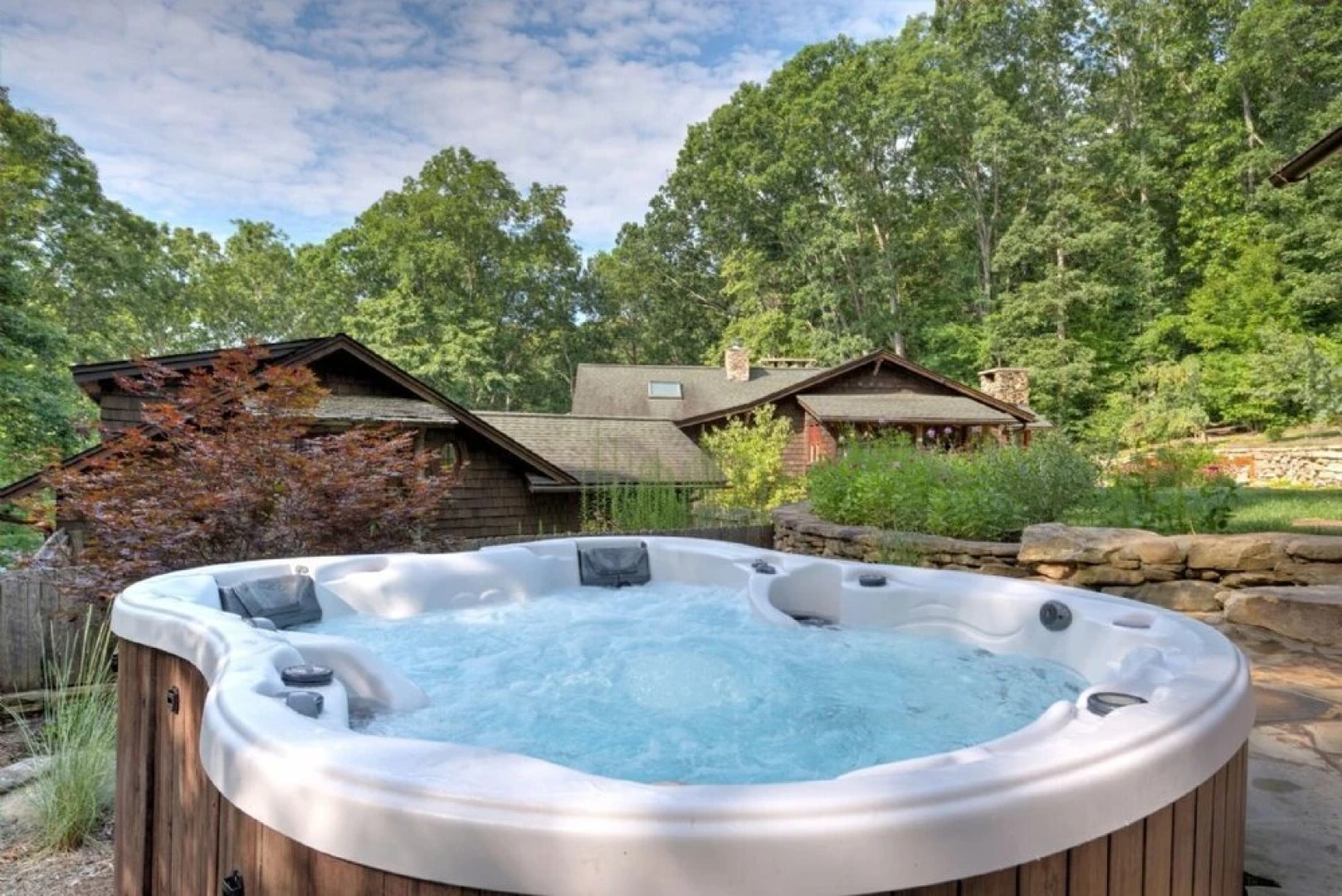 Storybrooke Place 5 Bedrooms 3.5 Bathrooms Home