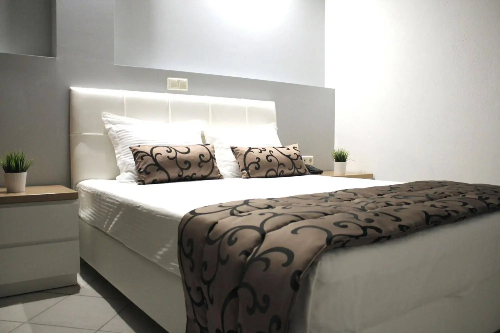 Zeus Hotel