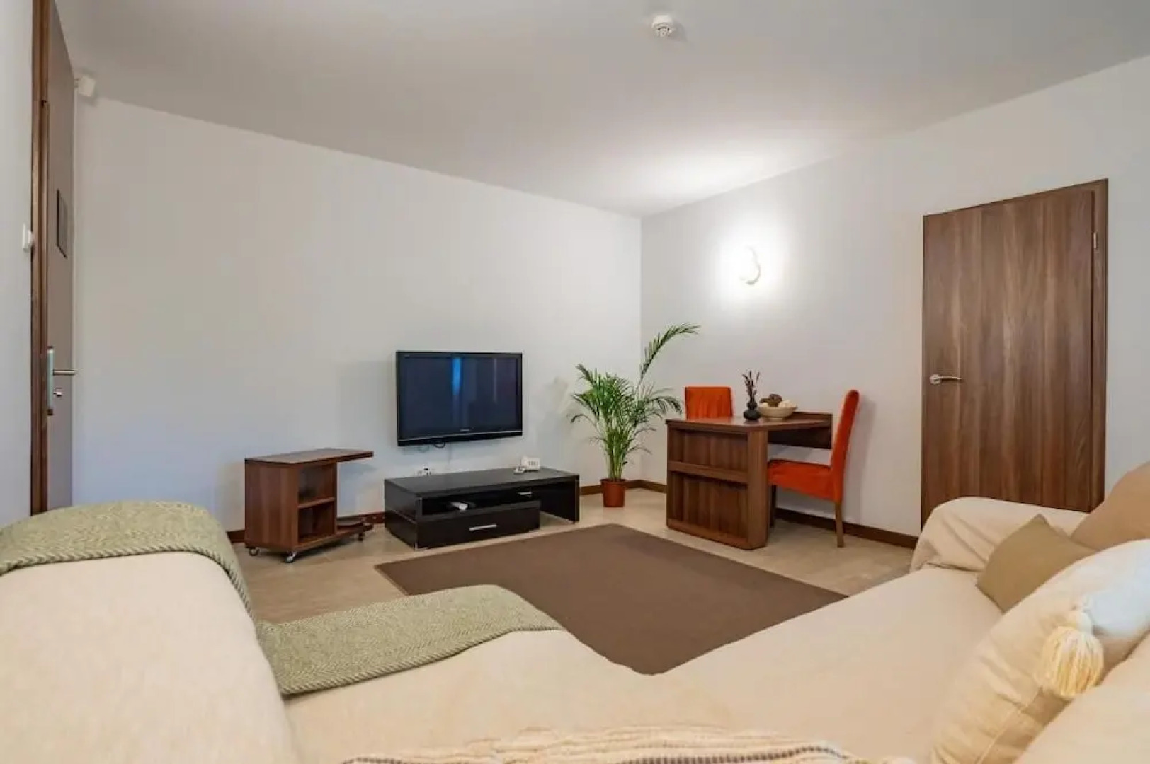 Epico Seafront & Garden Apartments