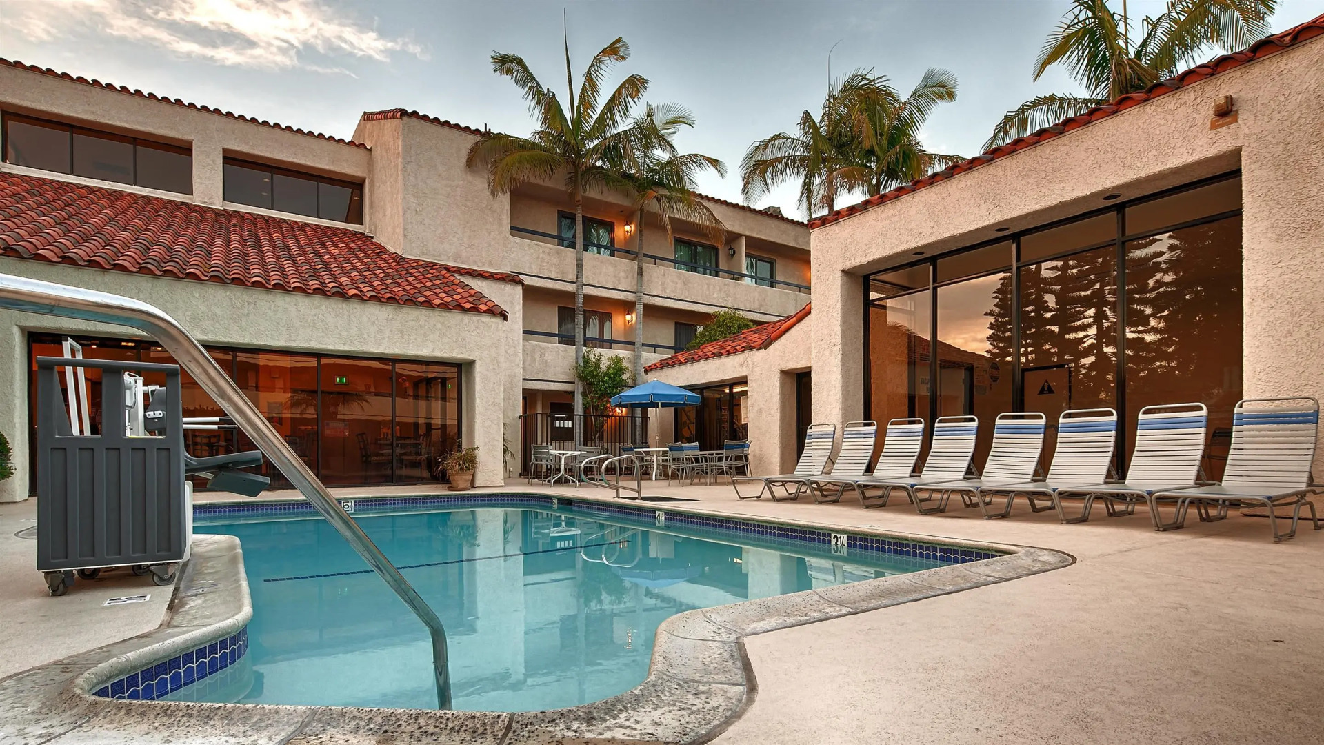 Best Western Plus Redondo Beach Inn