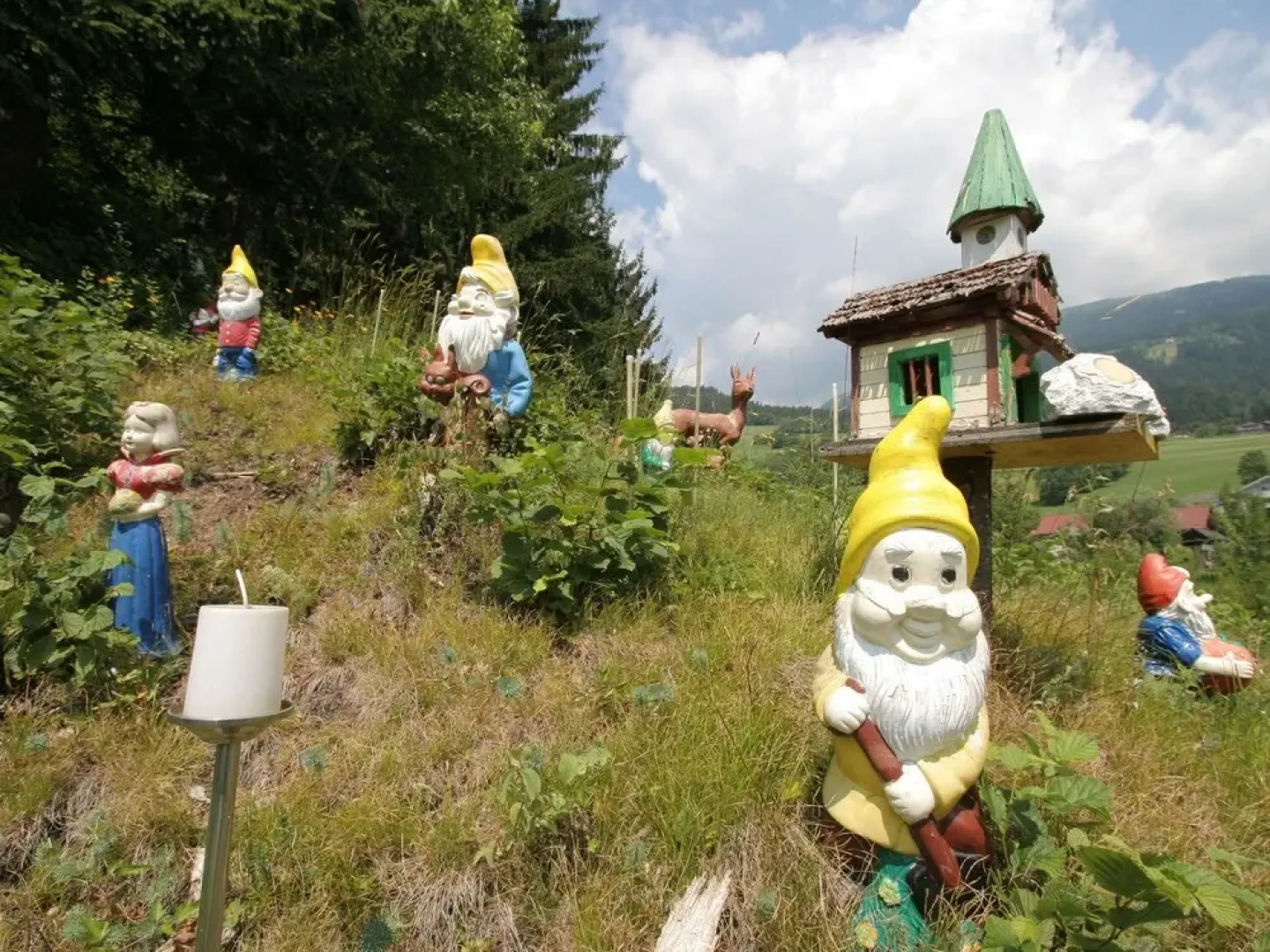 Comfy Apartment With Terrace, Garden, Bbq, Parking, Playroom