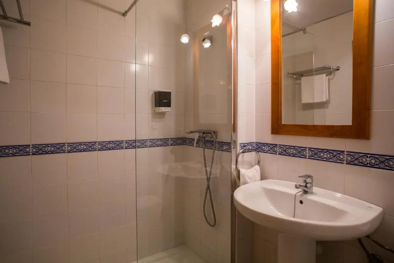 Hotel Mairena