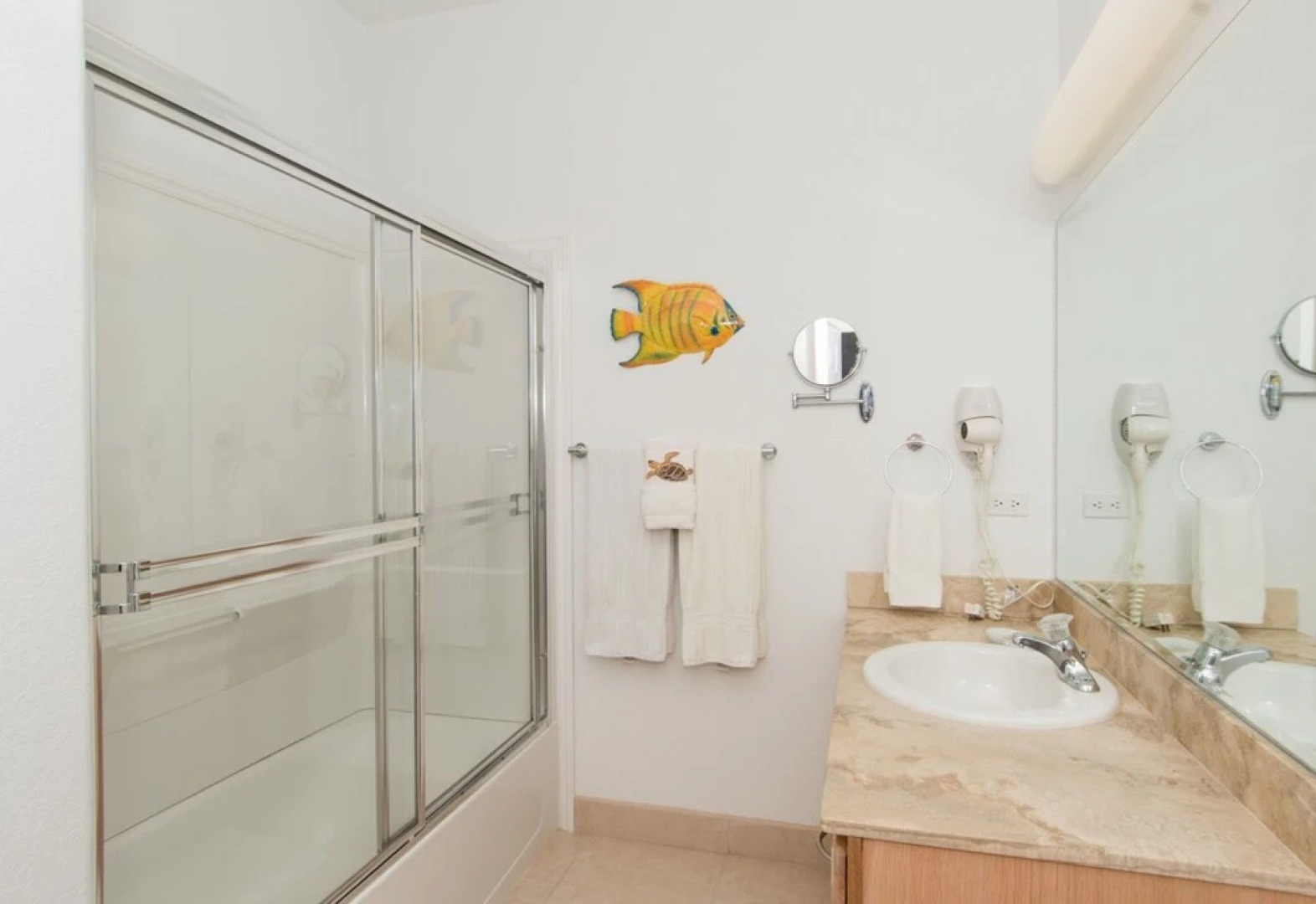 Kaibo Yacht Club by Cayman Villas