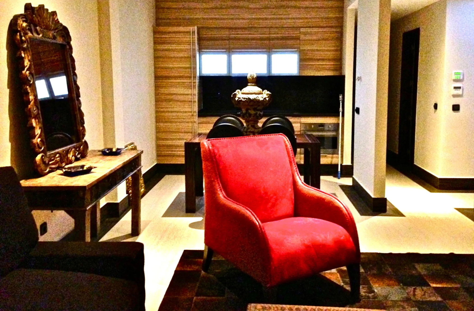 Rok Plaza - Only Adults