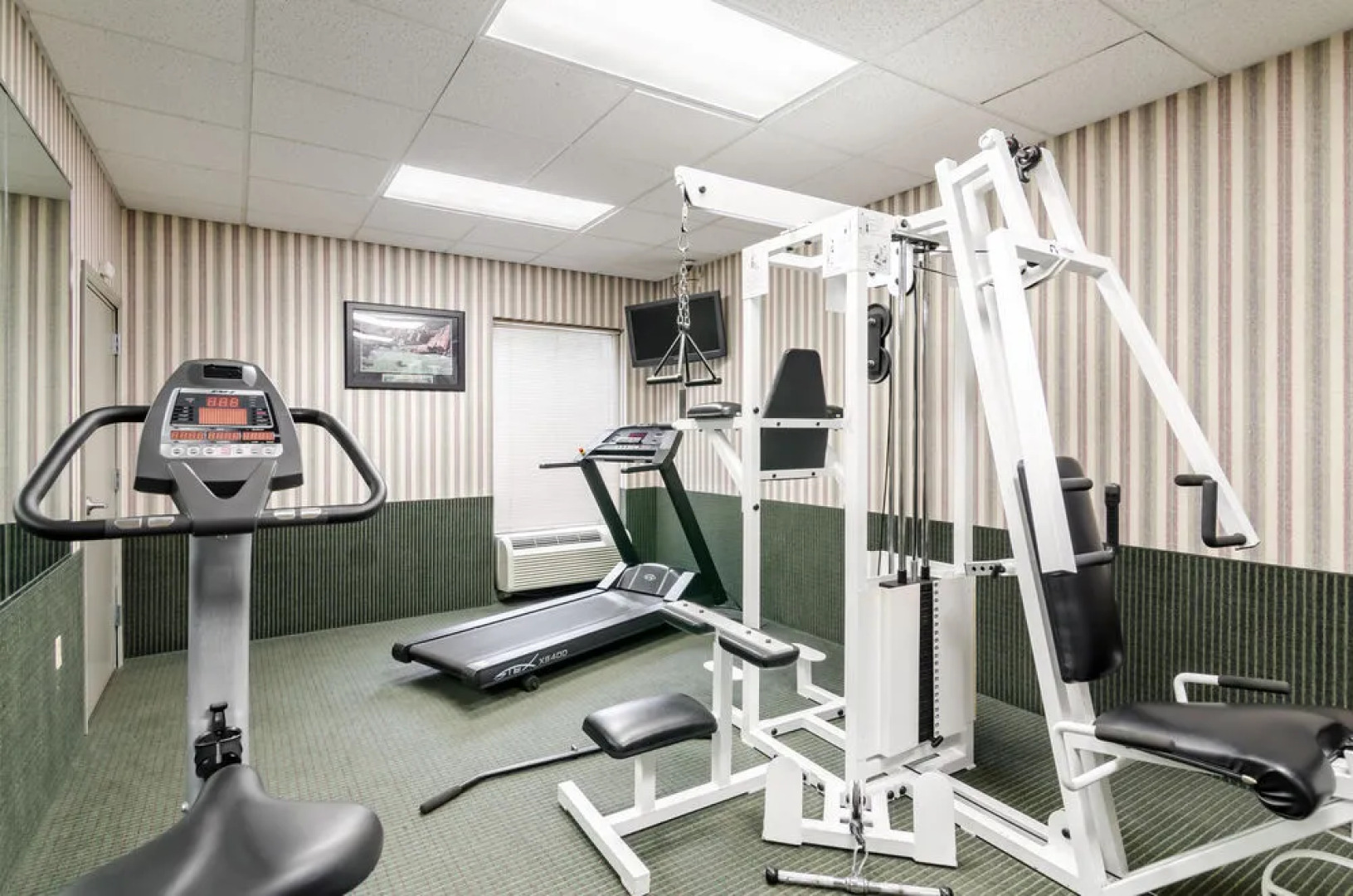 Comfort Inn & Suites