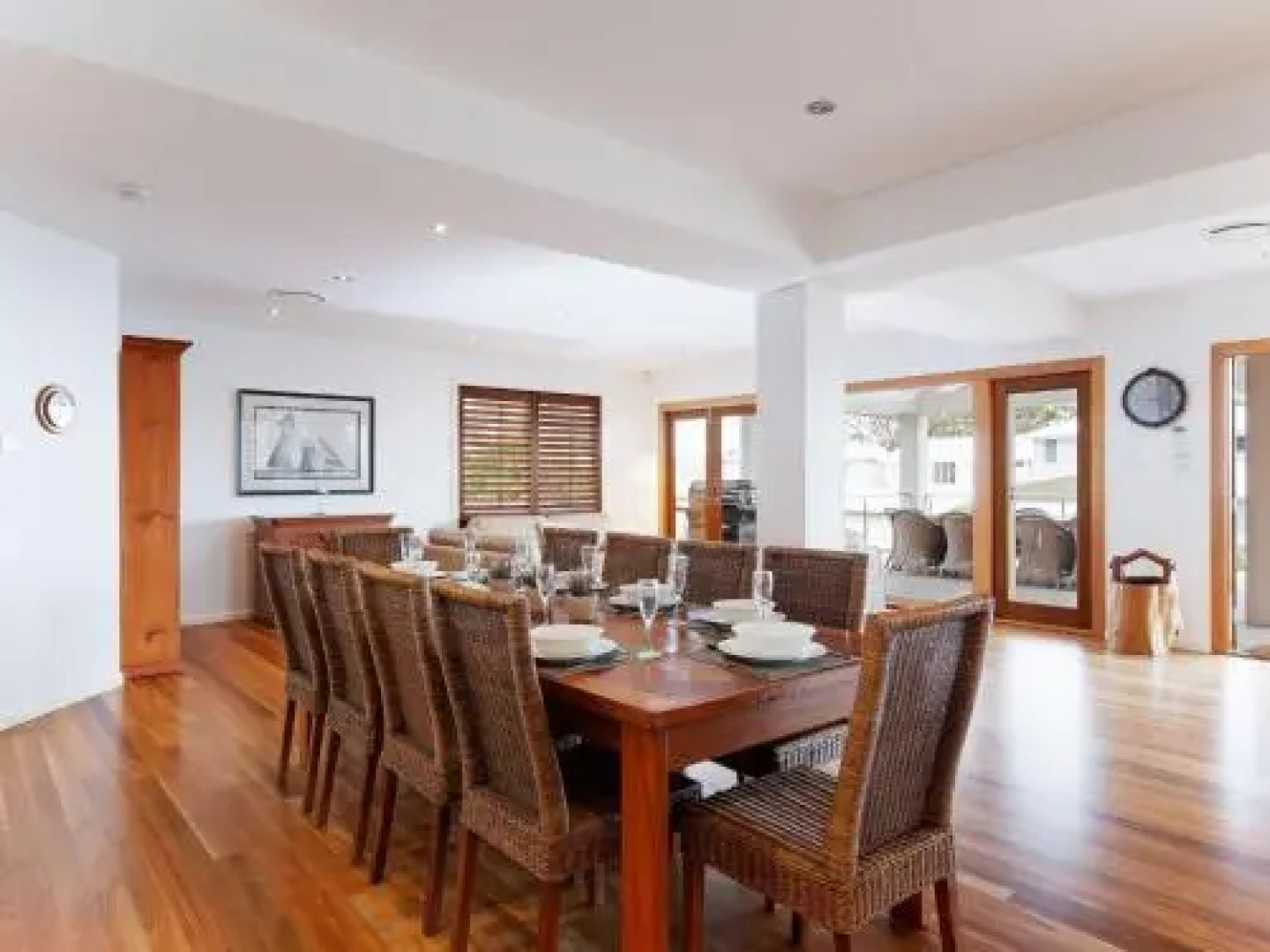 Beauty And The Beach', 88 Foreshore Drive - Large Home With Wifi And Water Views