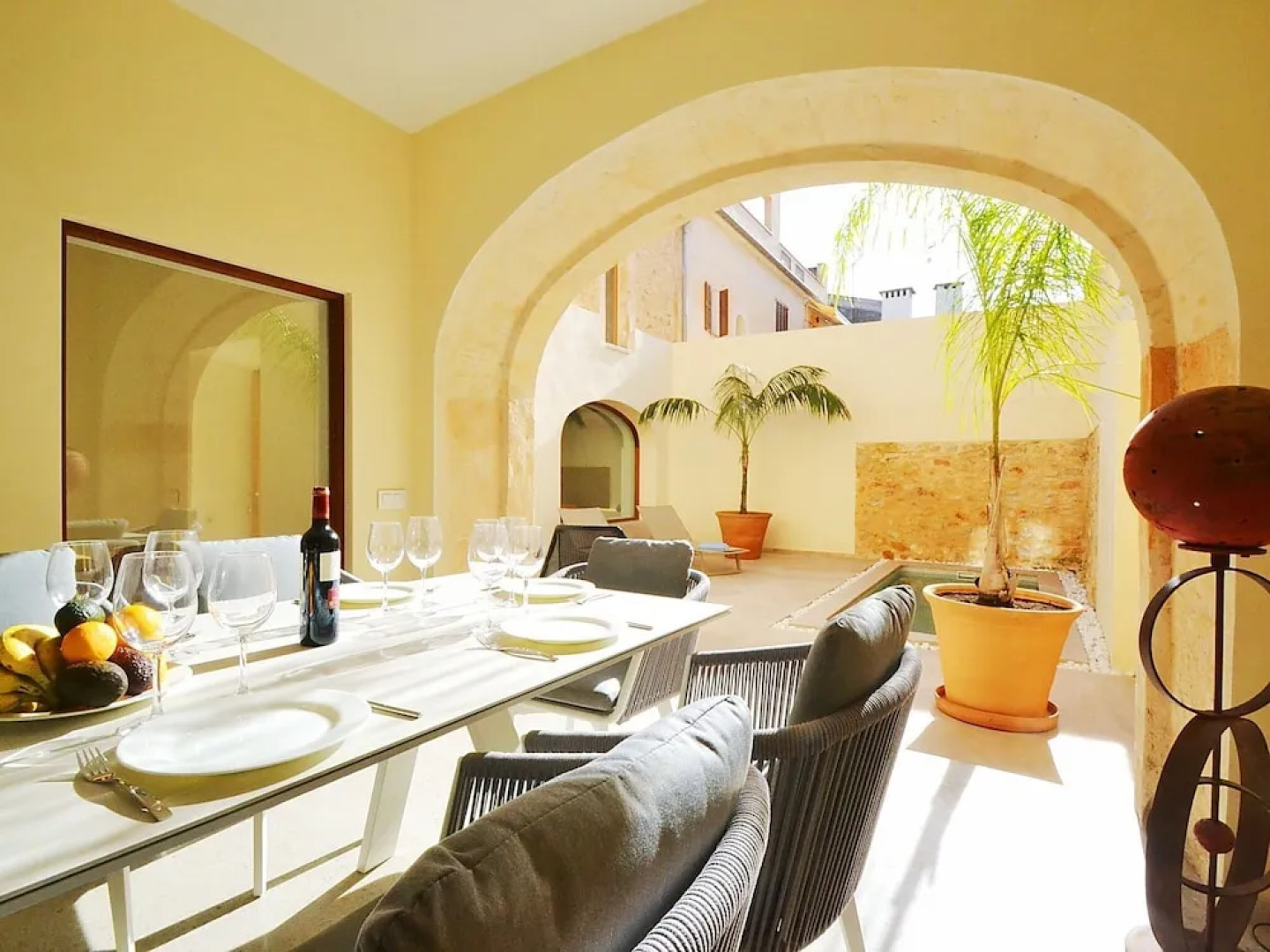 Top Quality Modern Town House in Petra With Private Pool