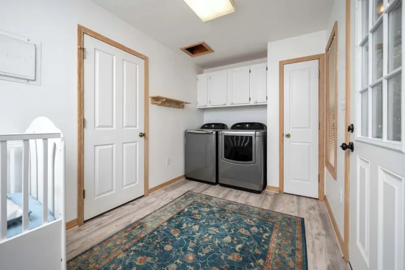 Secluded Waterfront Retreat for 23 Dock, Pets OK